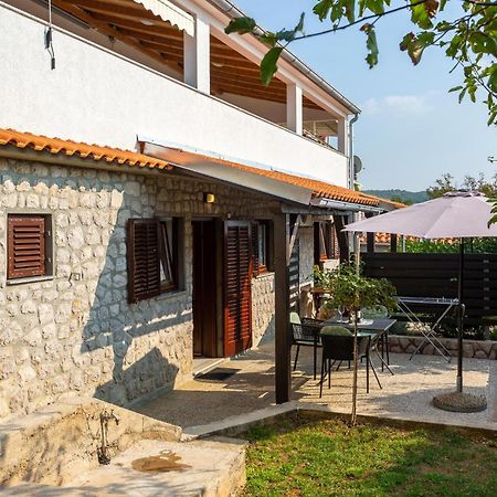 Nice Apartment In Omisalj With Wifi Εξωτερικό φωτογραφία