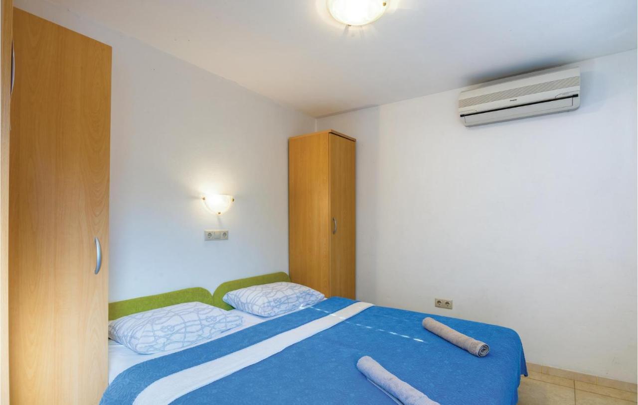 Nice Apartment In Omisalj With Wifi Εξωτερικό φωτογραφία