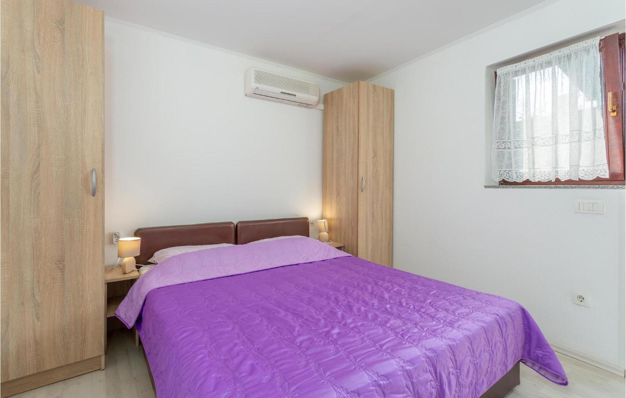 Nice Apartment In Omisalj With Wifi Εξωτερικό φωτογραφία