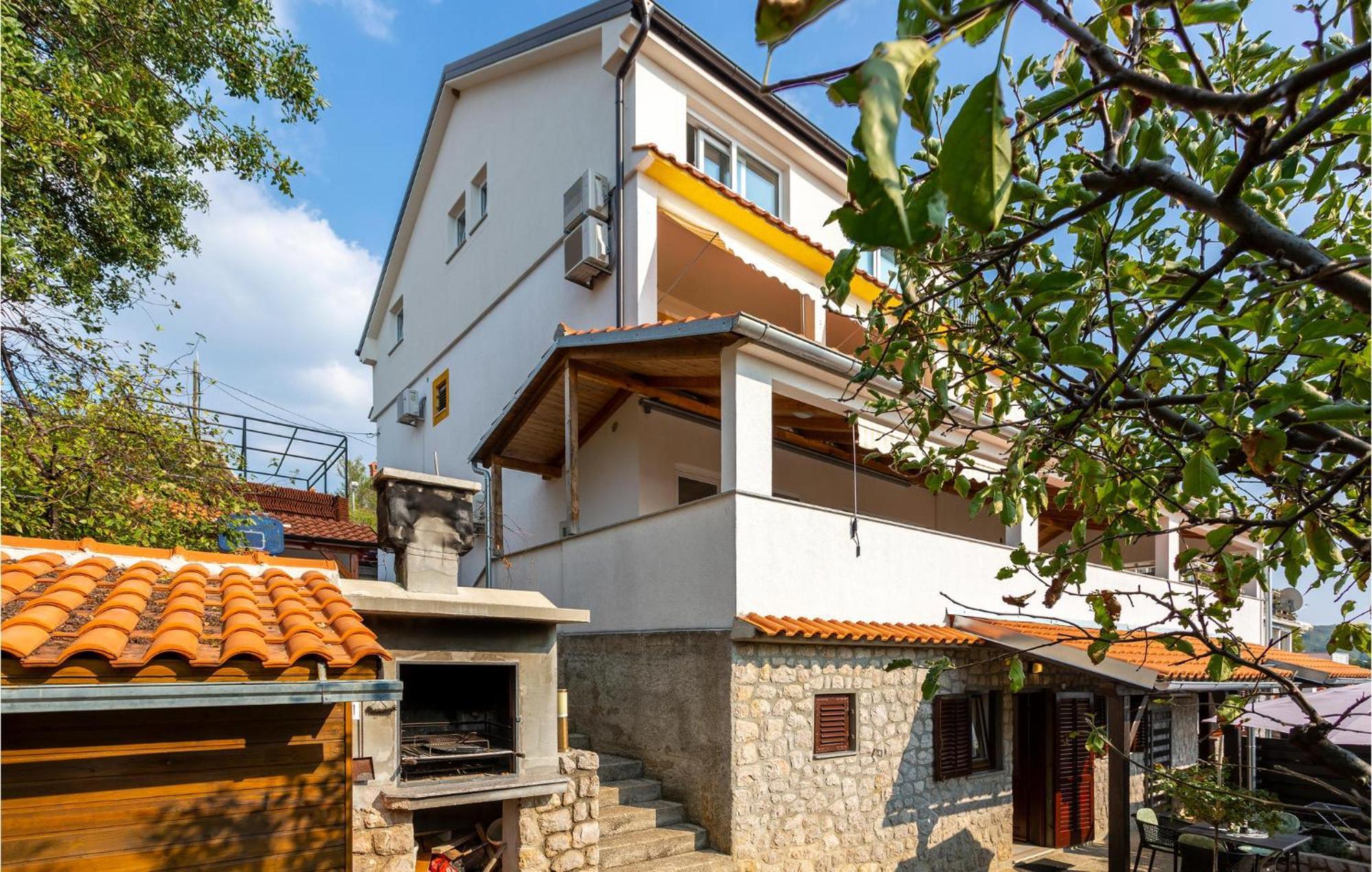 Nice Apartment In Omisalj With Wifi Εξωτερικό φωτογραφία